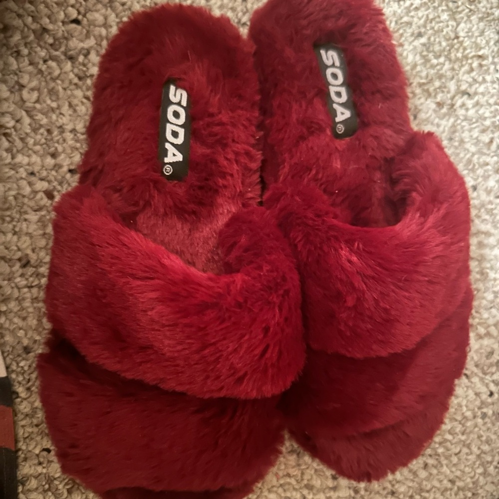 Soda Women's Plush Red Slippers